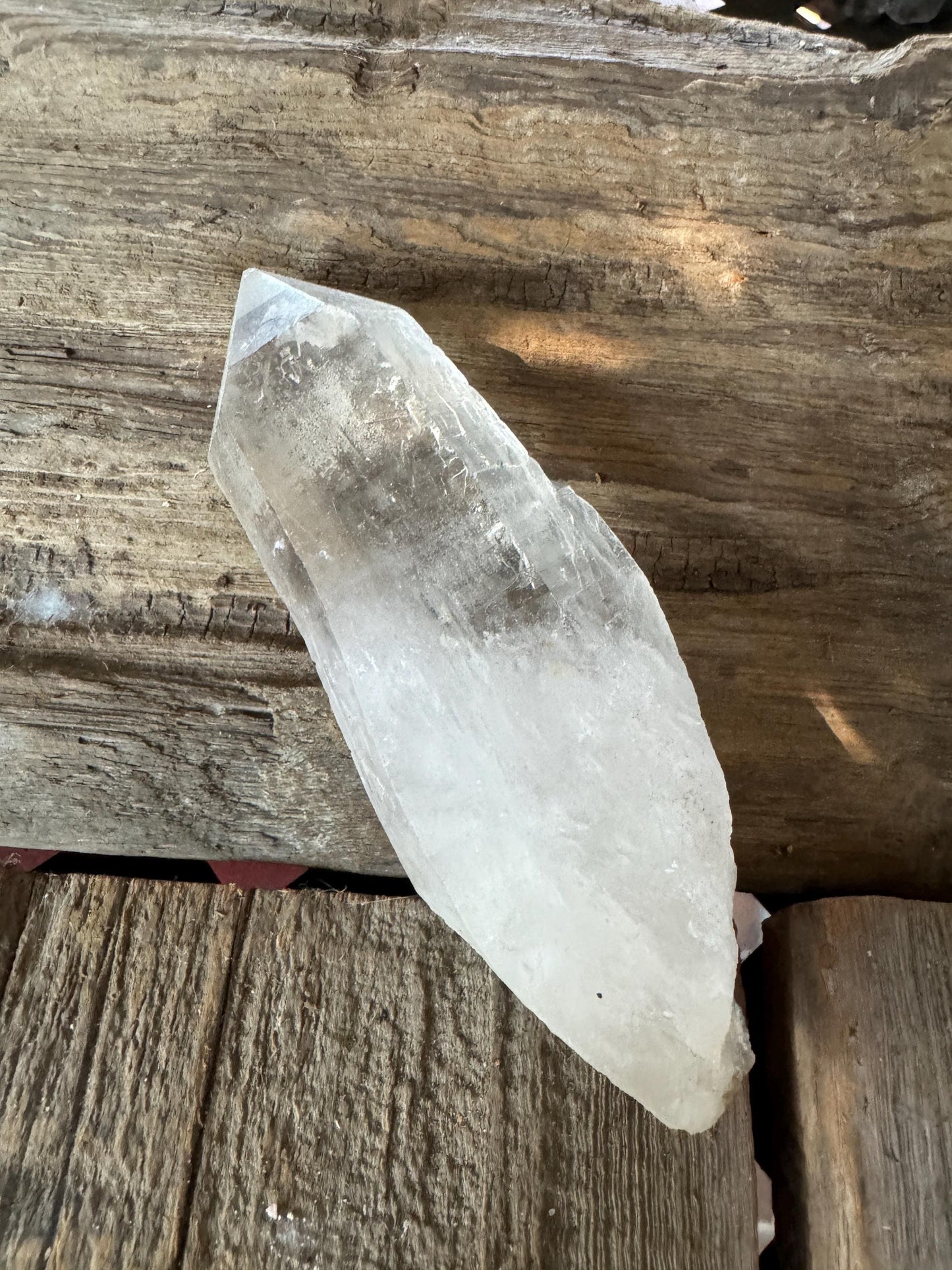 Brazilian Natural Lemuiran Quartz Point Specimen Minas Gerais, Brazil. 249.7g Mineral Crystal *minor tip damage