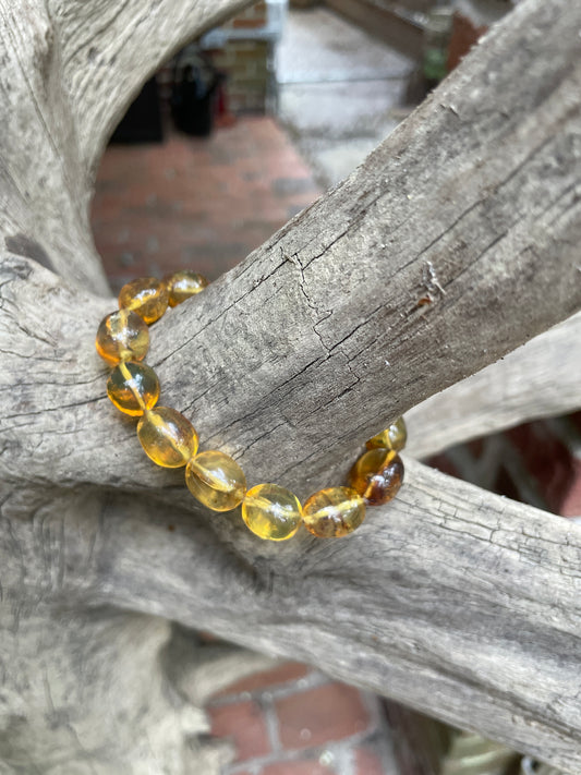 Beautiful Mexican Blue Amber Bracelet from Chiapas Mexico 14-16mm Beads