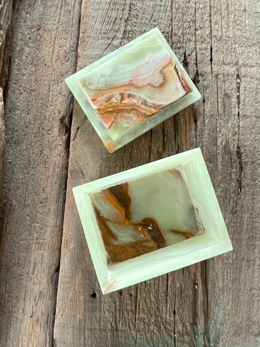 Banded Calcite Hand Made Boxes From Pakistan 600g 1lb 5.20z