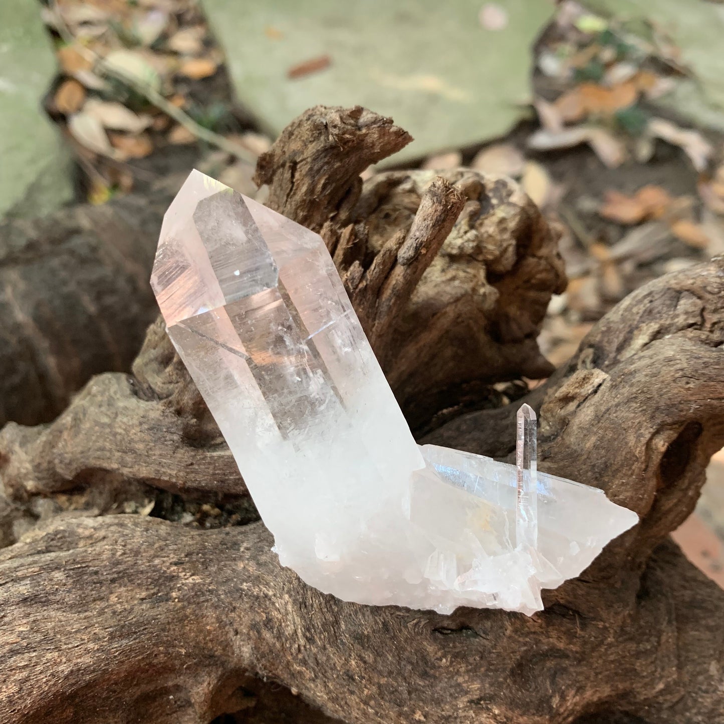 Gorgeous Water Clear Quartz Point From Mount. Ida Montgomery Co, Arkansas 133g Specimen