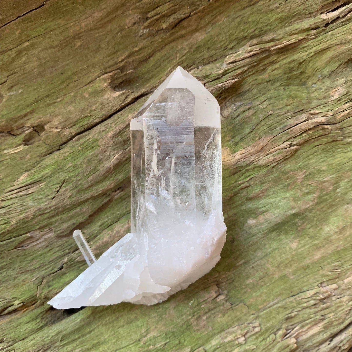 Gorgeous Water Clear Quartz Point From Mount. Ida Montgomery Co, Arkansas 133g Specimen