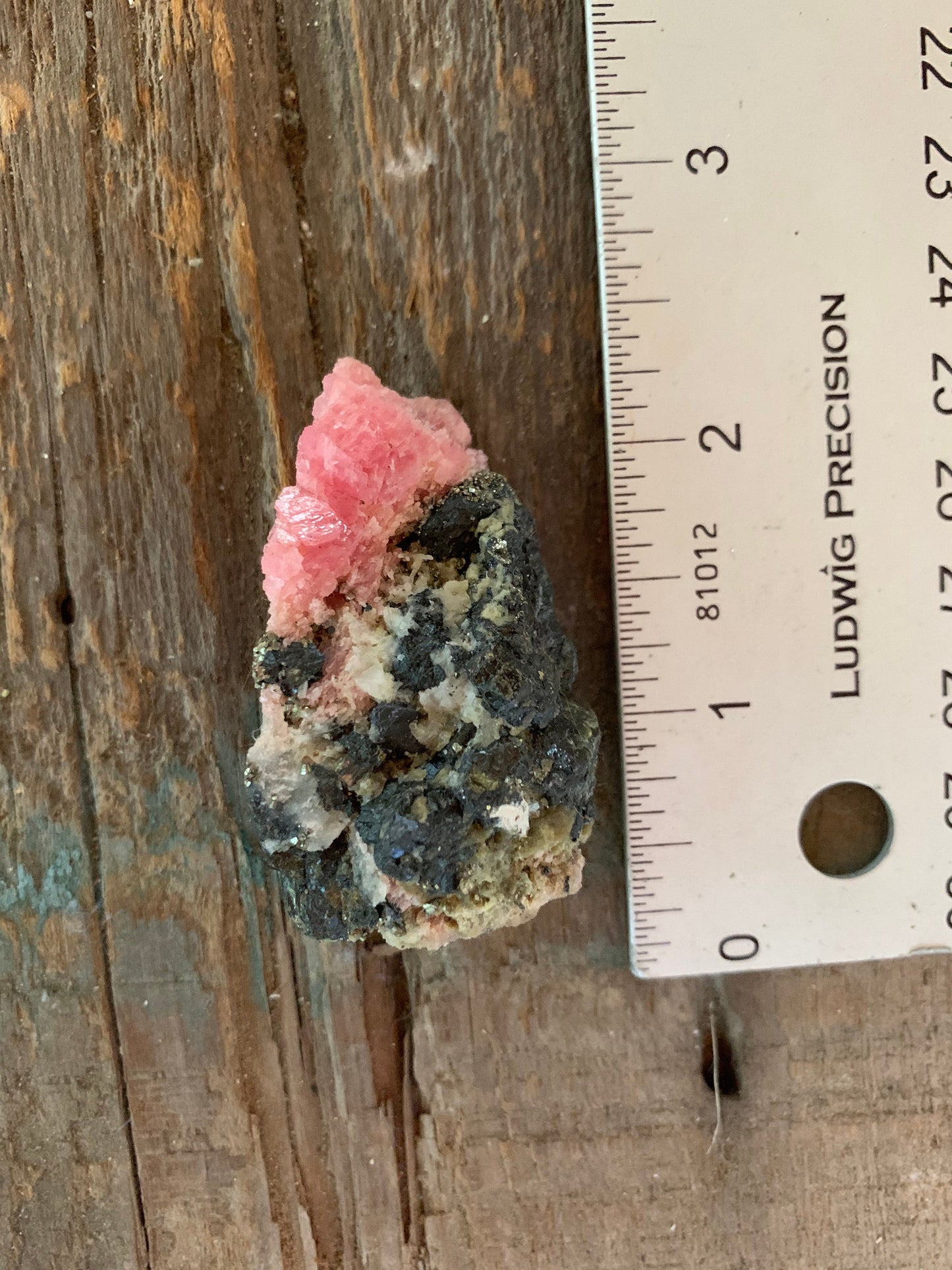 Rhodochrosite With Quartz and Pyrite 50.5g From Wuzhou, Guangxi Privinece, China Specimen