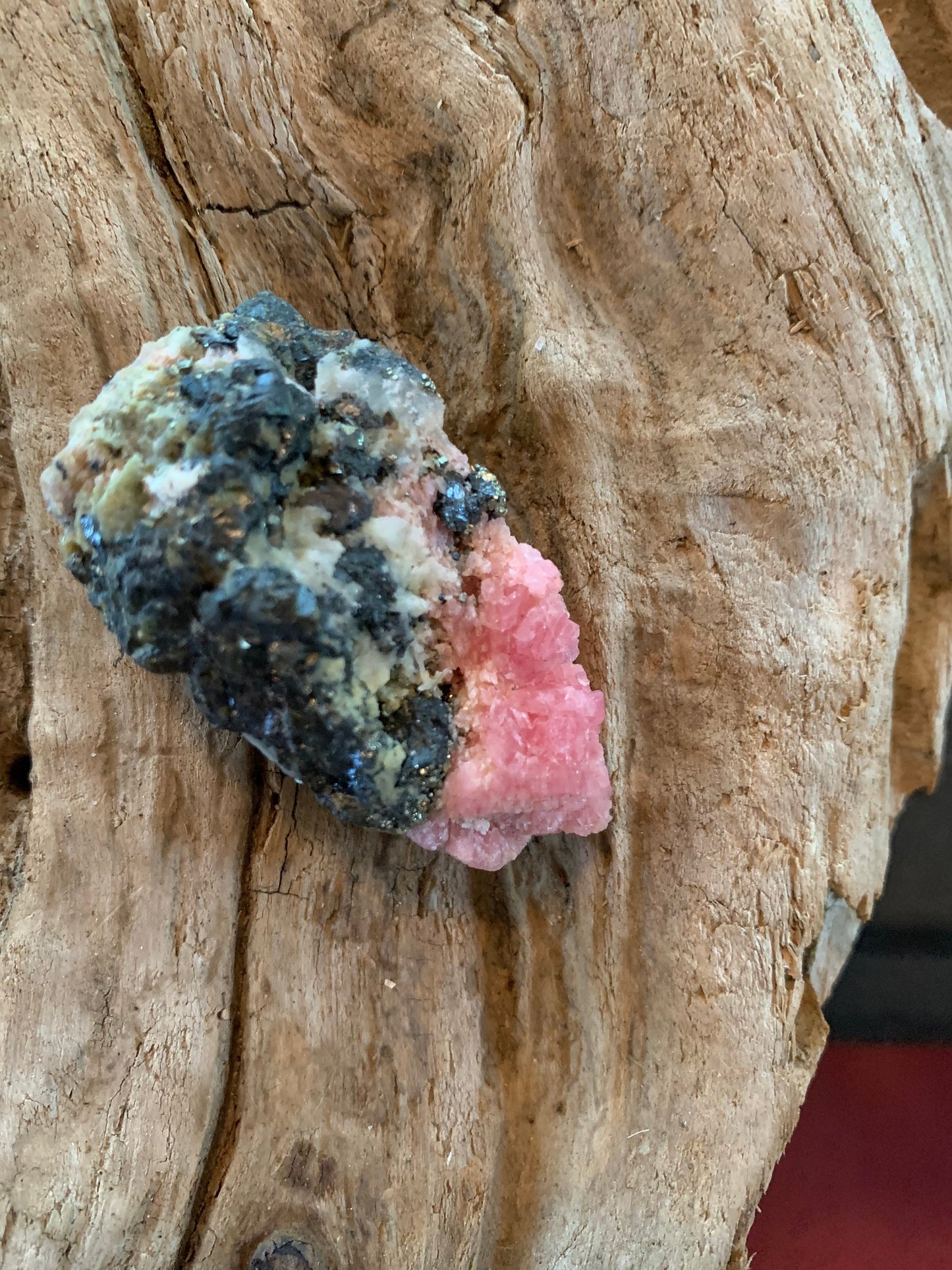 Rhodochrosite With Quartz and Pyrite 50.5g From Wuzhou, Guangxi Privinece, China Specimen