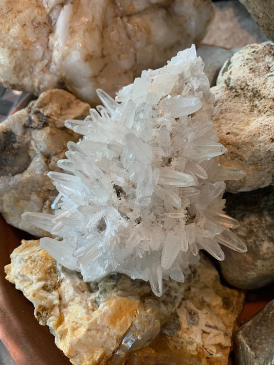 Quartz Cluster Specimen From Mundo Nuevo, Peru 440g 15.6oz