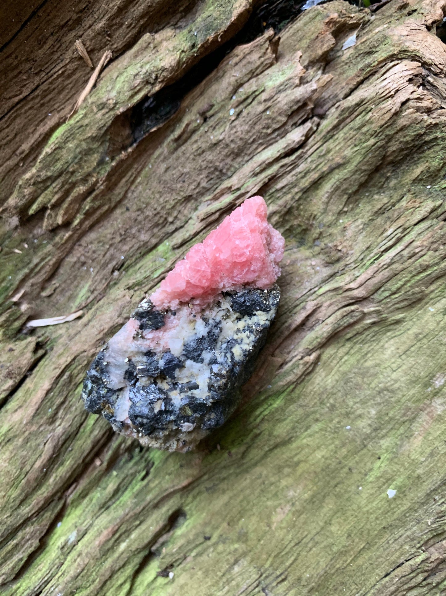 Rhodochrosite With Quartz and Pyrite 50.5g From Wuzhou, Guangxi Privinece, China Specimen