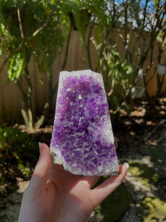 Self Standing Uruguay Amethyst 530g Specimen Mineral Crystal