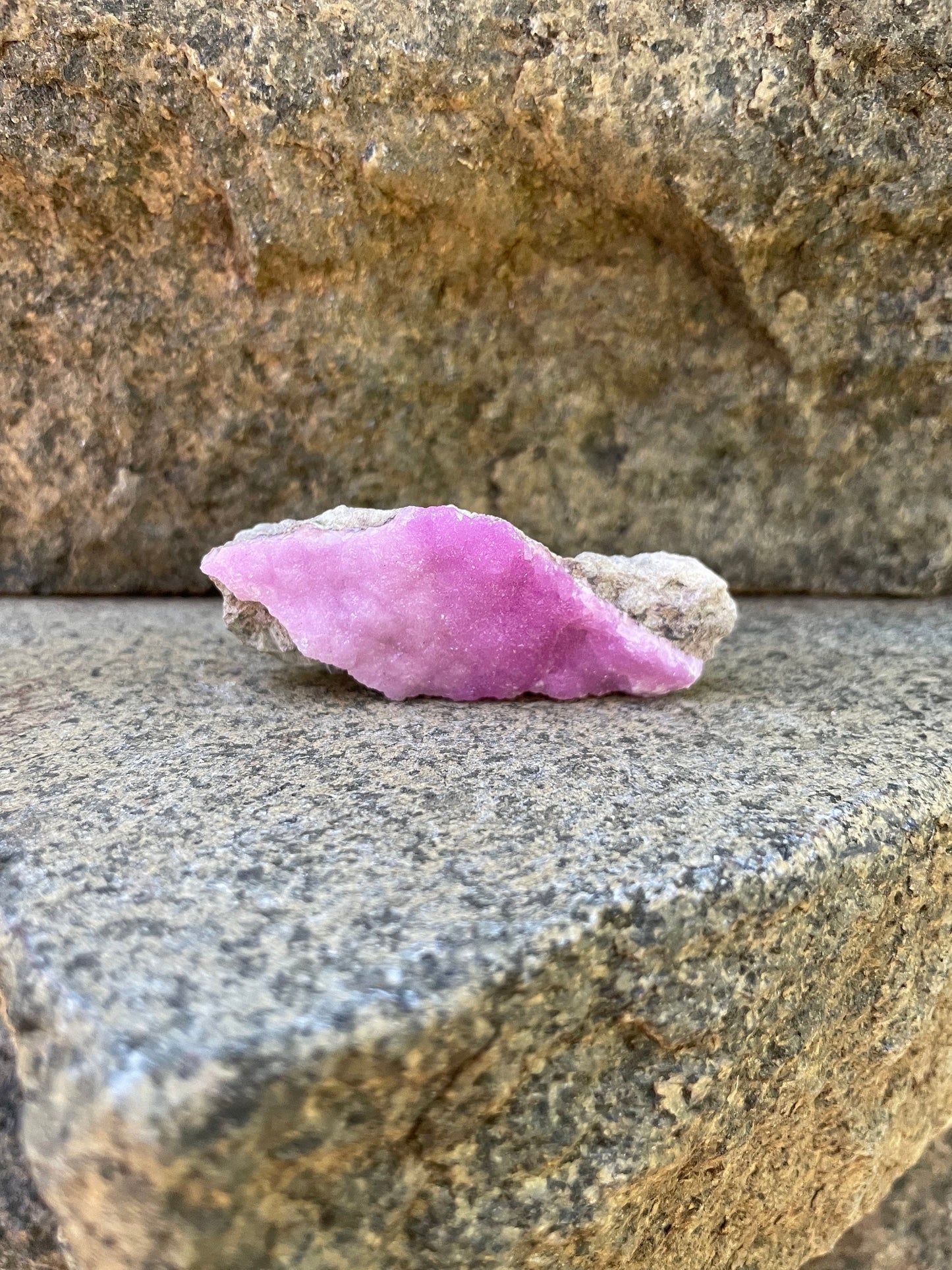 Beautiful Large Cobalt and Calcite From Zaire,18.6g Specimen Mineral