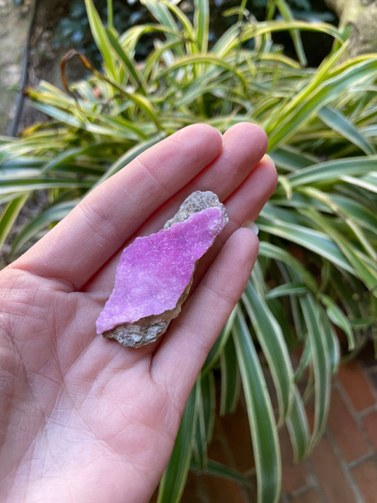 Beautiful Large Cobalt and Calcite From Zaire,18.6g Specimen Mineral