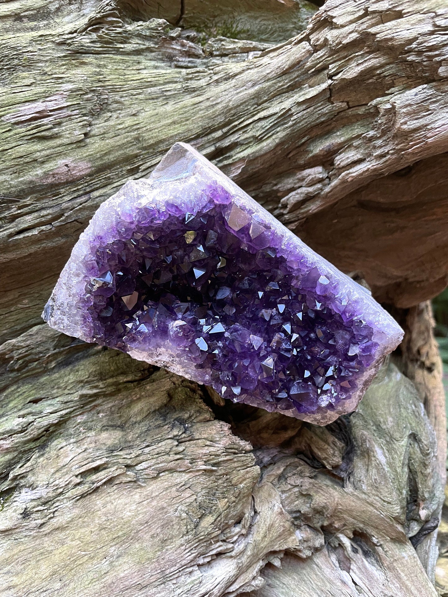 Self Standing Uruguay Amethyst 530g Specimen Mineral Crystal