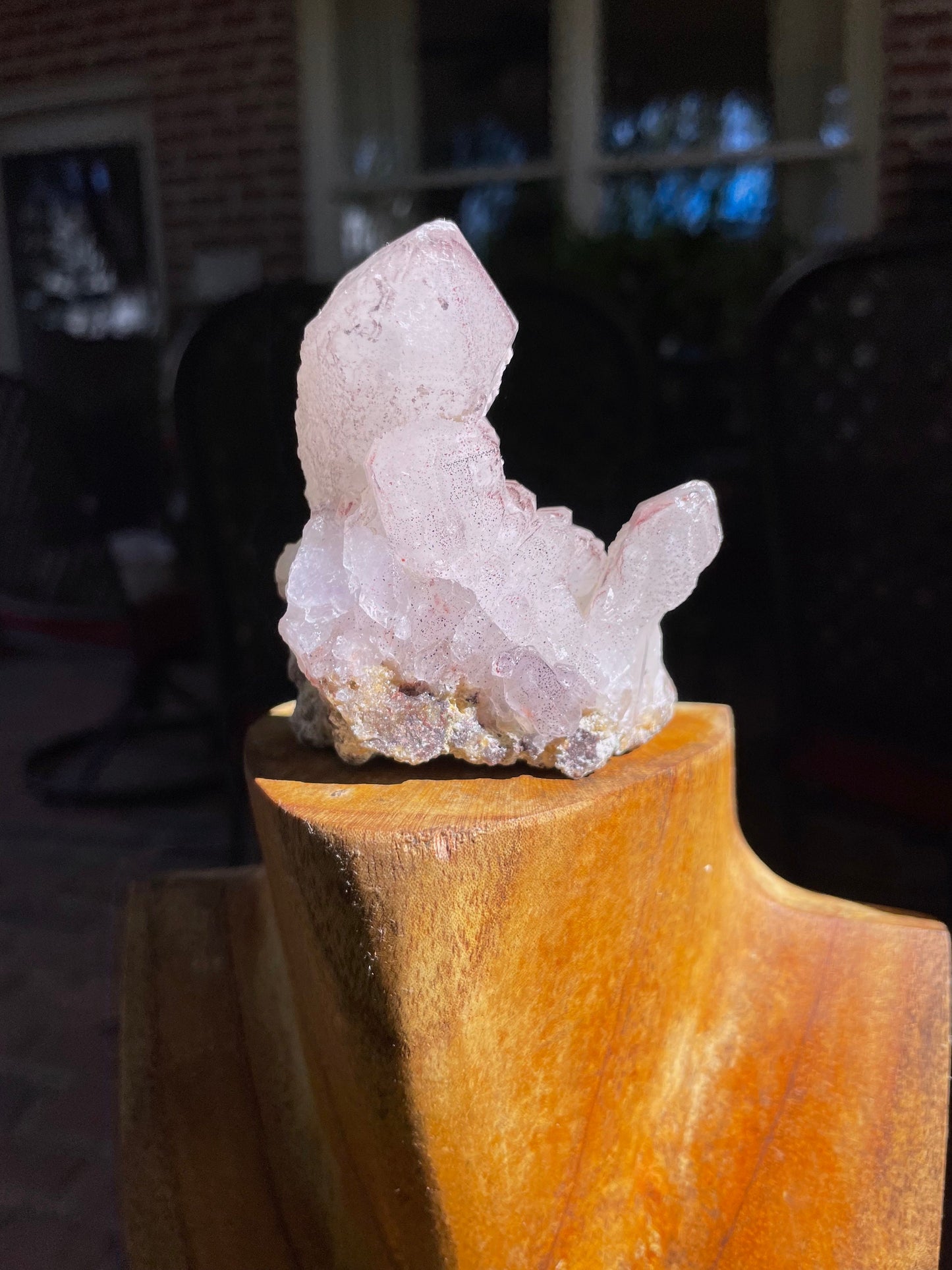 Light Amethyst Quart with Specimen 150g with Hematite from Karur, India Mineral
