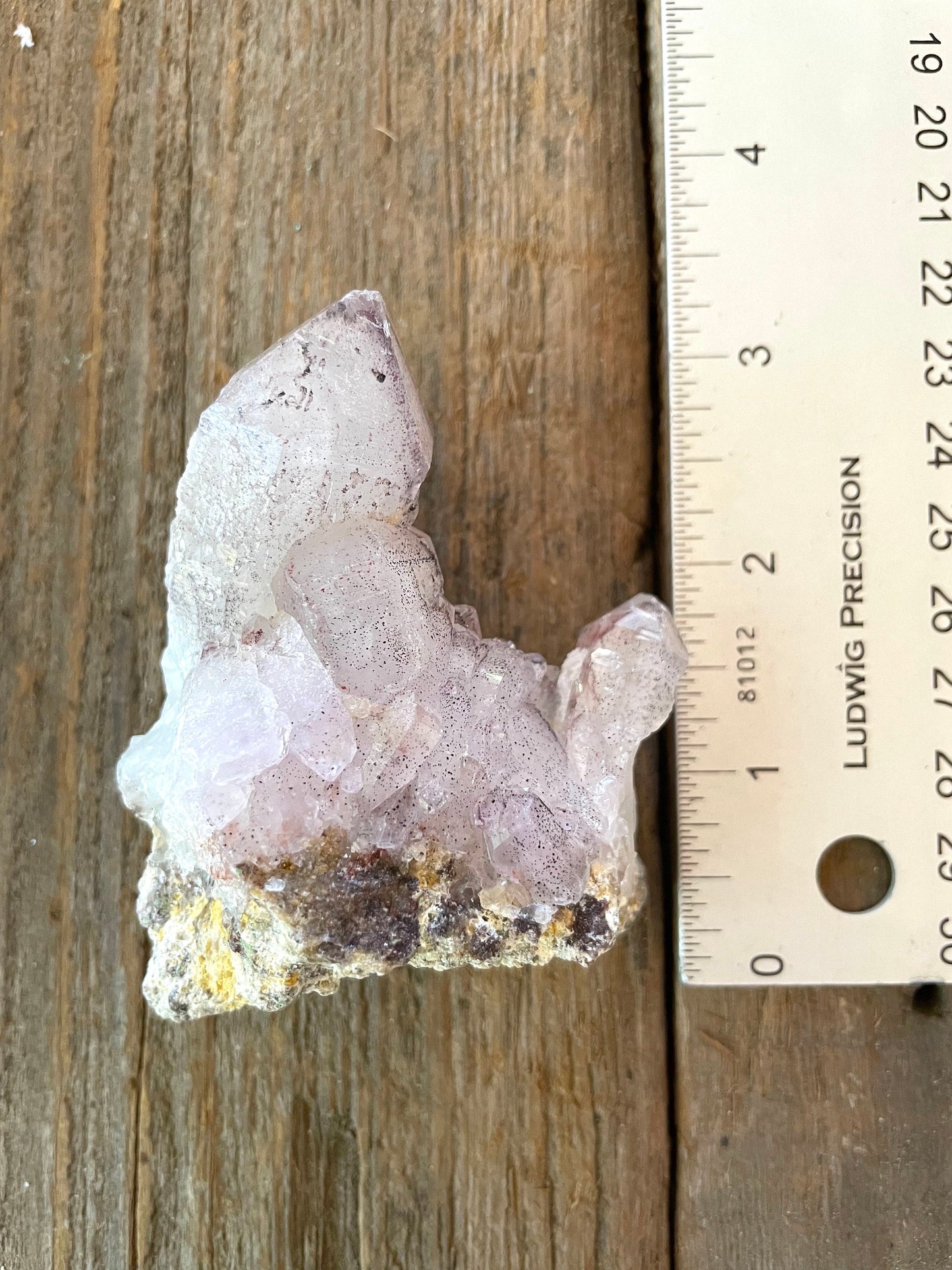 Light Amethyst Quart with Specimen 150g with Hematite from Karur, India Mineral