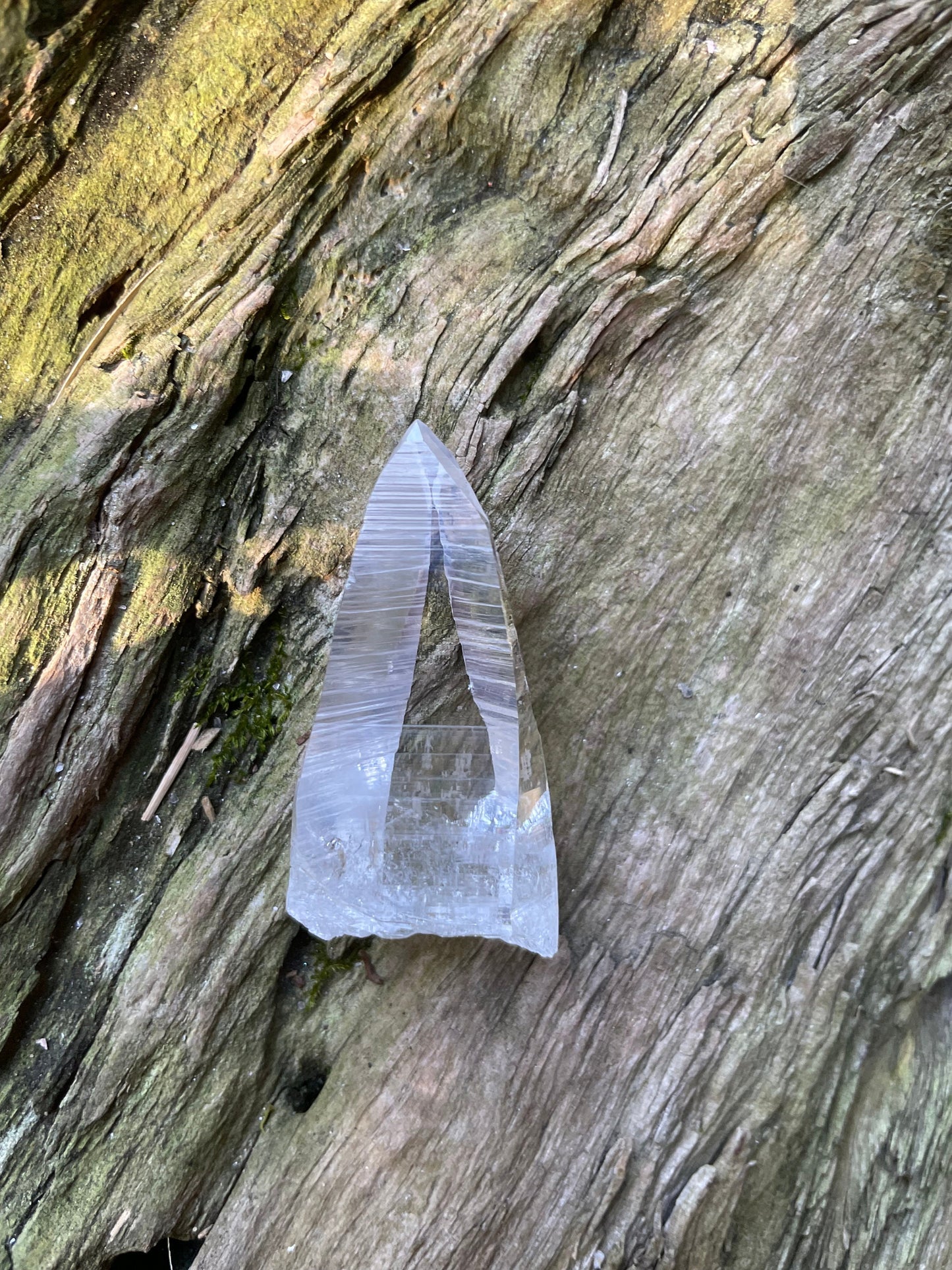 Stunning Columbian Lemurian Optical Quartz Point 21.8g Specimen