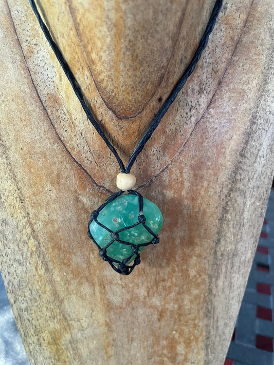 Tumbled and Polished 15.5g Chrysophase Macrame Cage Pendant, Interchangeable Necklace