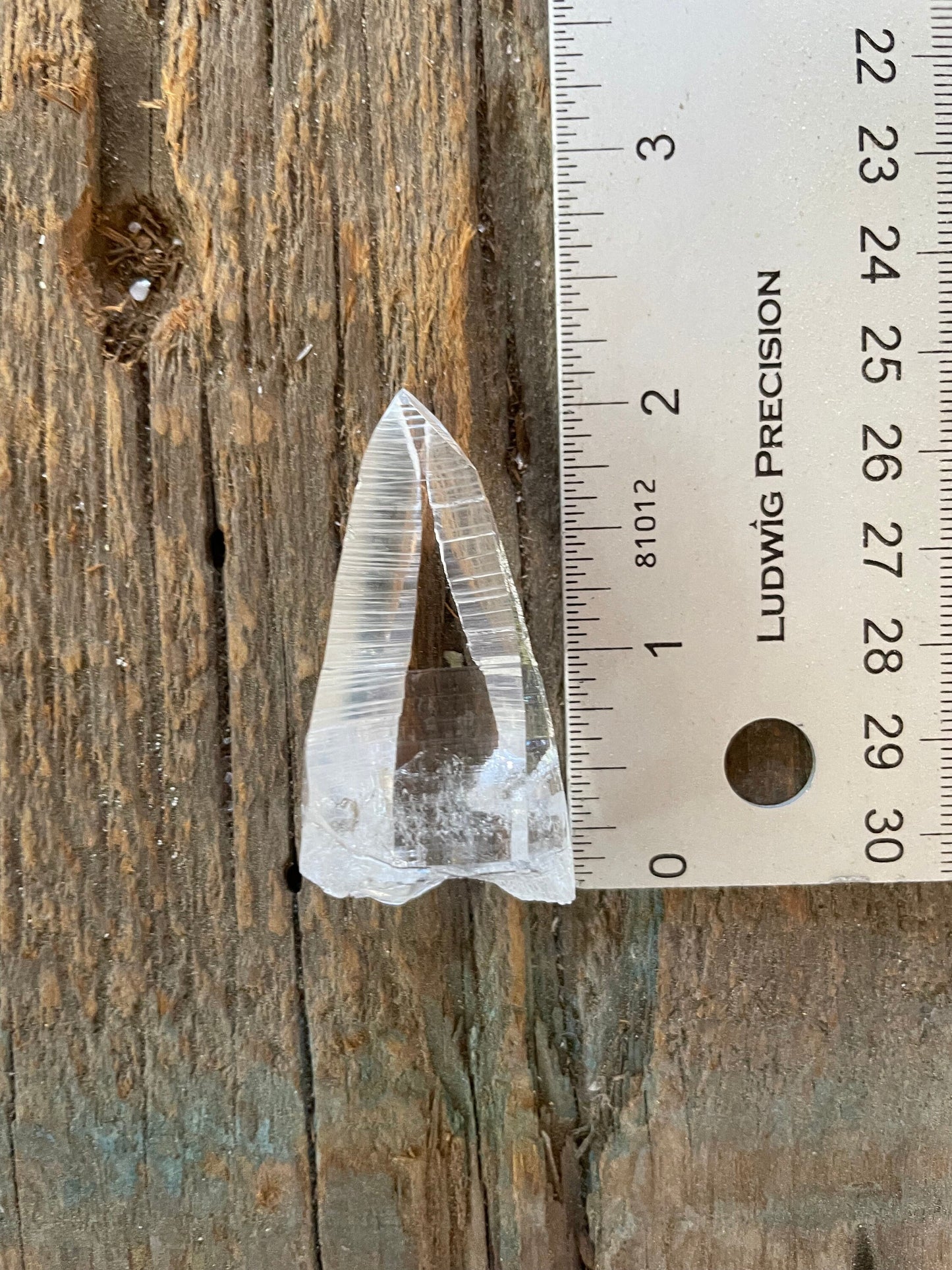 Stunning Columbian Lemurian Optical Quartz Point 21.8g Specimen