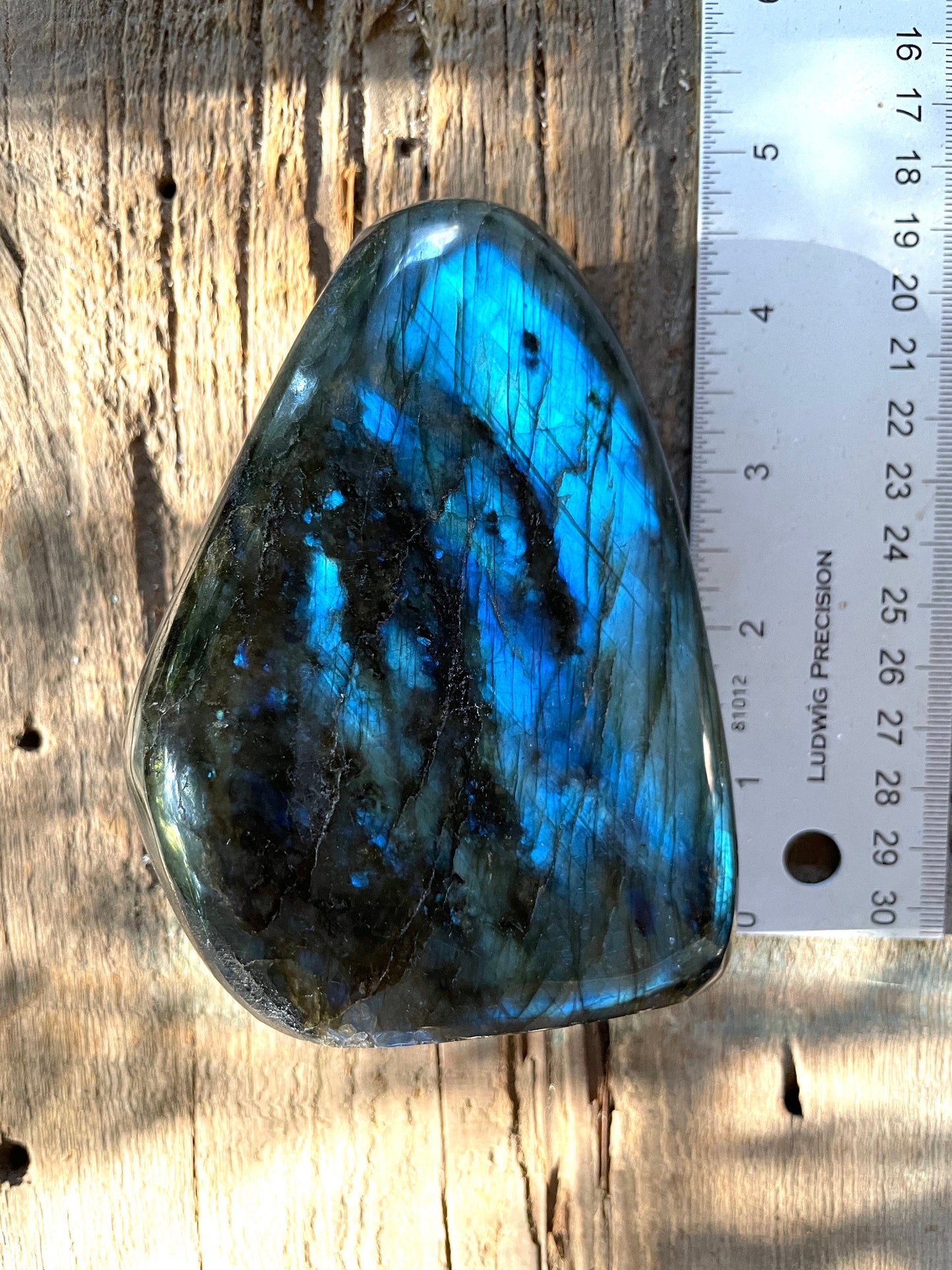 Large Polished Labradorite Freestanding Display Stone 778g 1lb 118.8oz Great Blue Flash