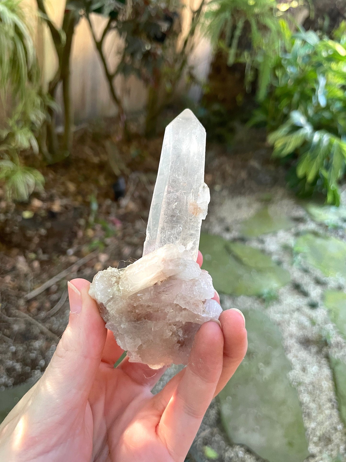 Brazilian Diamantina Quartz Specimen with hematite Minas Gerias, Brazil. 116g, Mineral Crystal