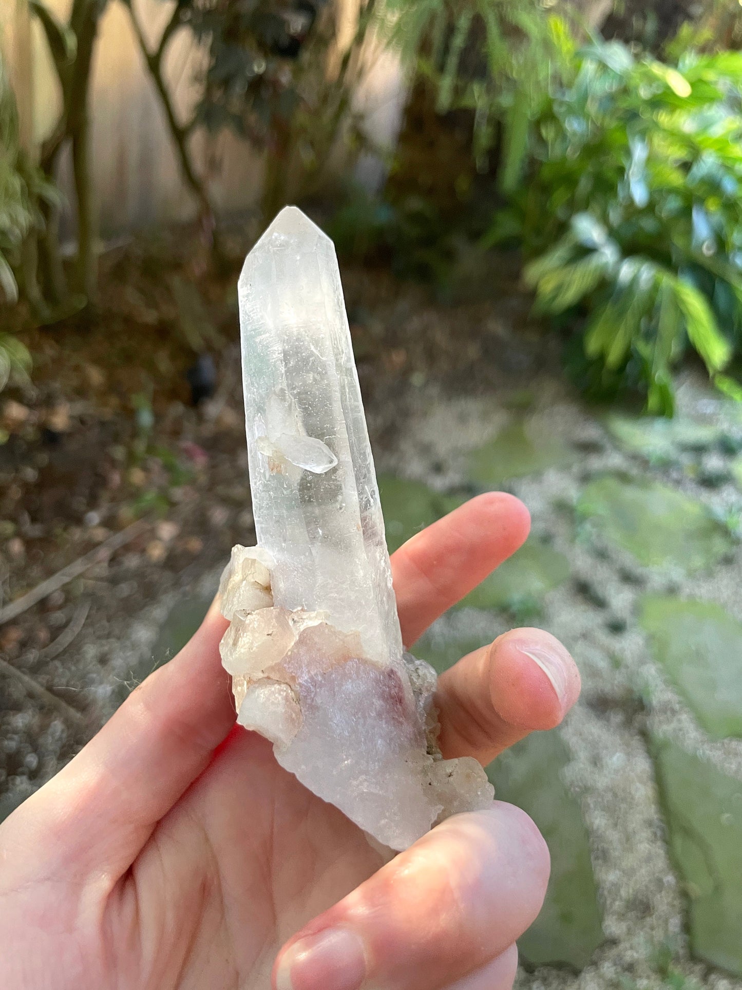 Brazilian Diamantina Quartz Specimen with hematite Minas Gerias, Brazil. 116g, Mineral Crystal
