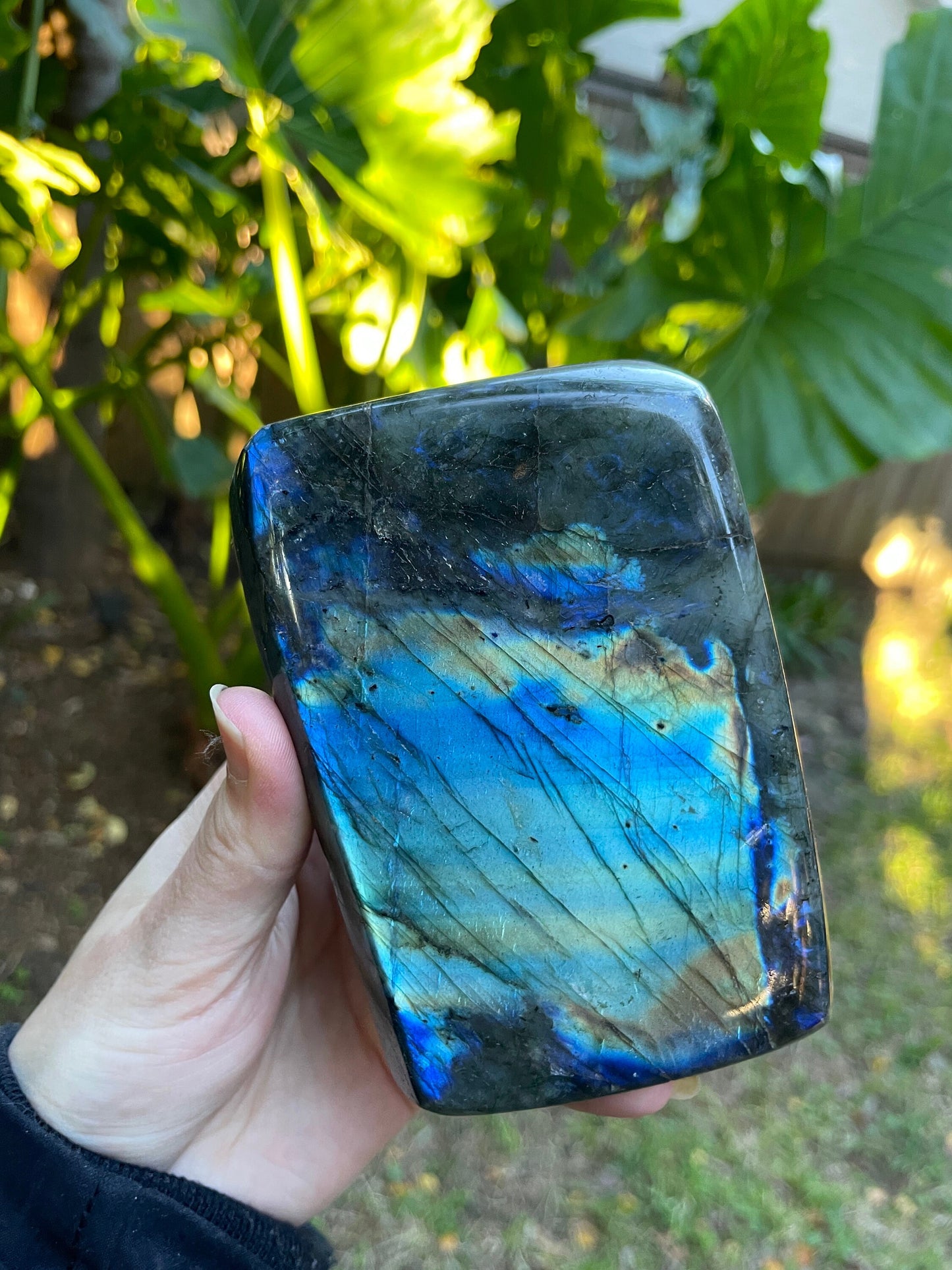 Polished Labradorite Freestanding Display Stone 1116g 2lb 7.4oz Specimen Great Flash Mineral Crystal
