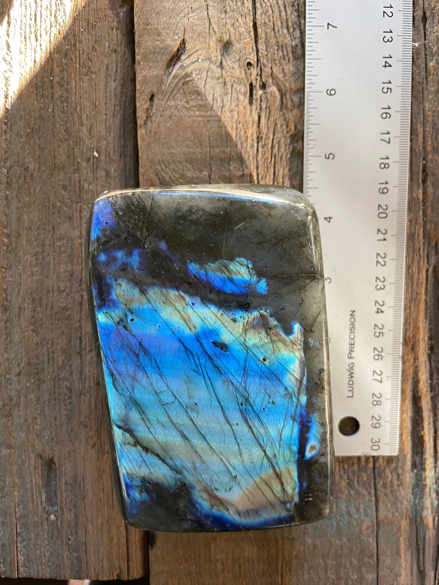 Polished Labradorite Freestanding Display Stone 1116g 2lb 7.4oz Specimen Great Flash Mineral Crystal