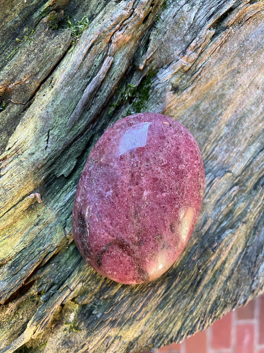 Beautiful Polished Palm Stone Rhodonite Specimen 153.7g From Madagascar Mineral Crystal