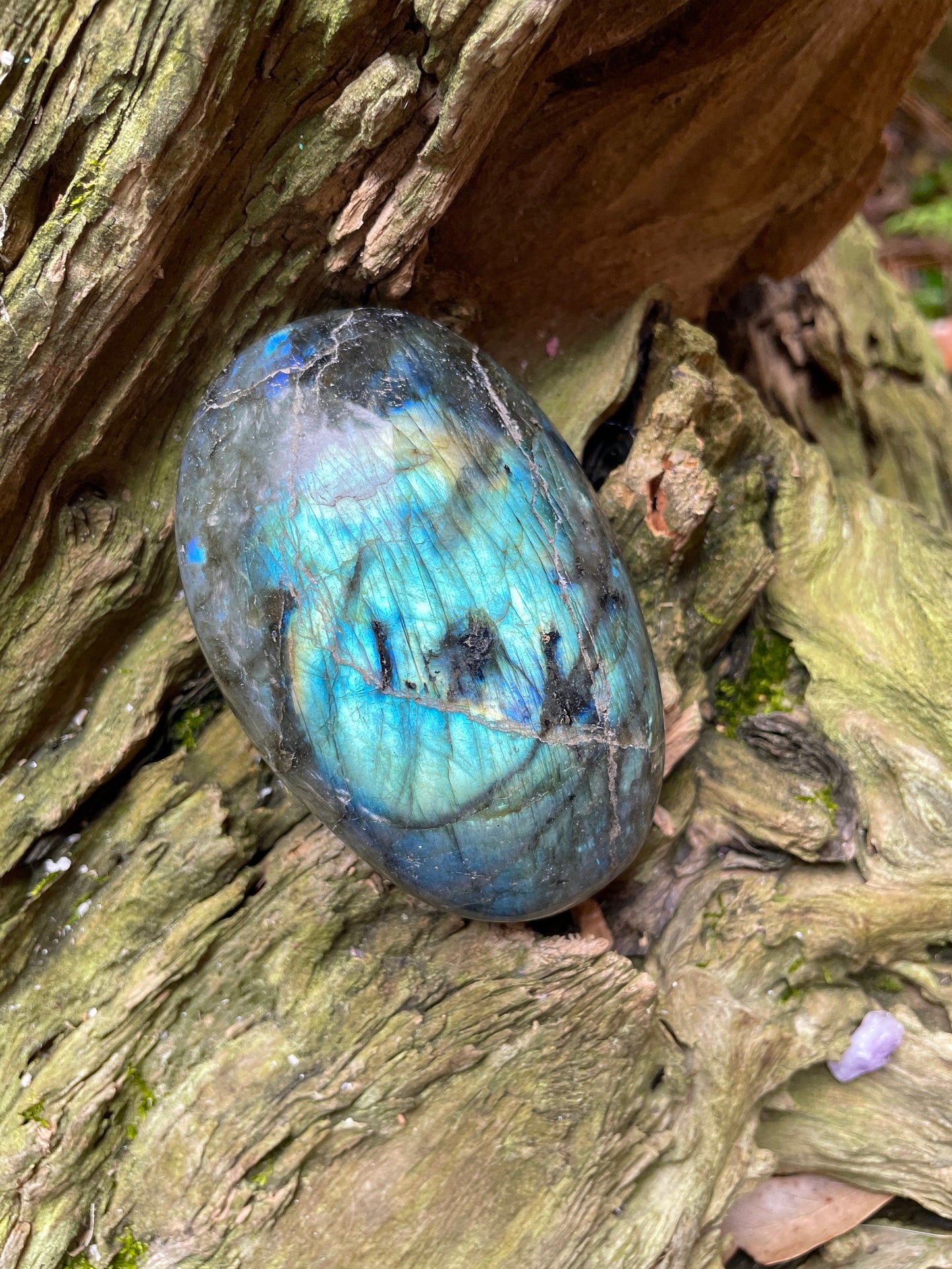 Lovely Polished Labradorite Palm Stone247.3g Great Flash From Madagascar Mineral Crystal