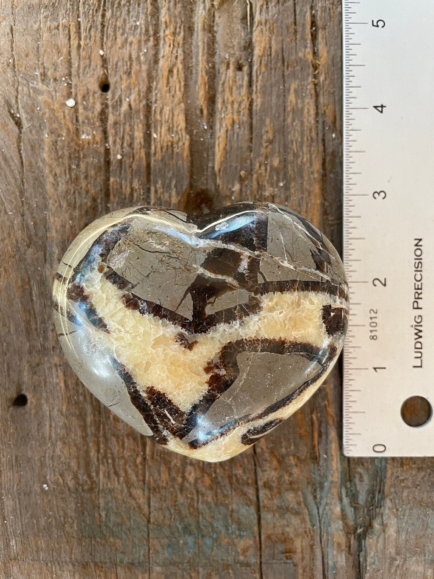 Lovely Septarian Calcite Polished Heart Stone Madagascar 257.7g Specimen
