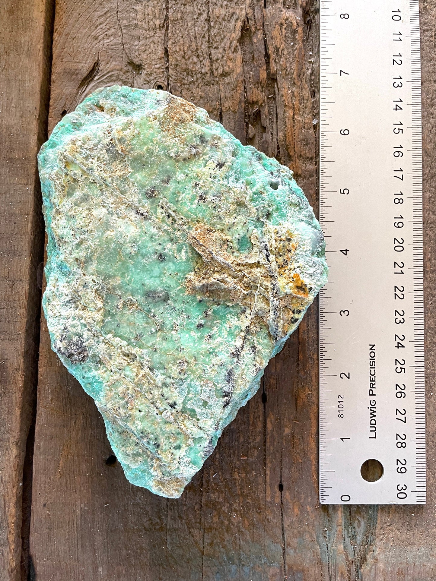 Rough/Raw Blue Green Chrysophrase from Brazil New Find 512g Mineral Crystal Specimen.