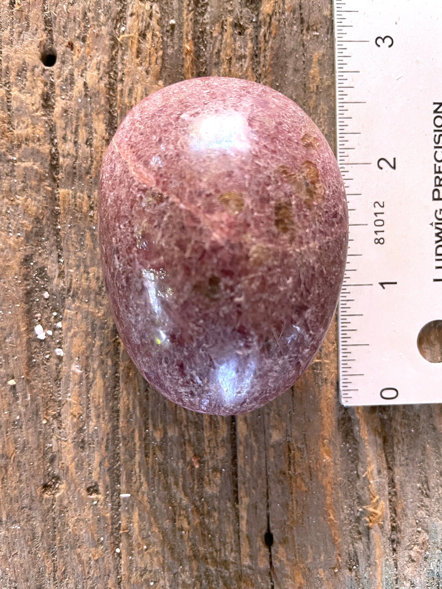 Beautiful Polished Palm Stone Rhodonite Specimen 160.8g From Madagascar Mineral Crystal