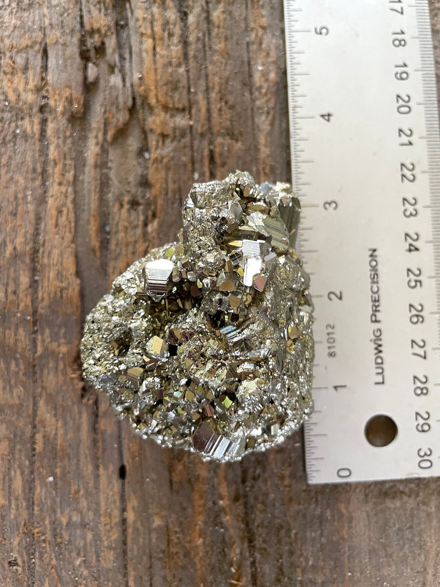 Beautiful Natural Raw Pyrite Crystal Specimen 281.8g, from Peru Mineral Crystal