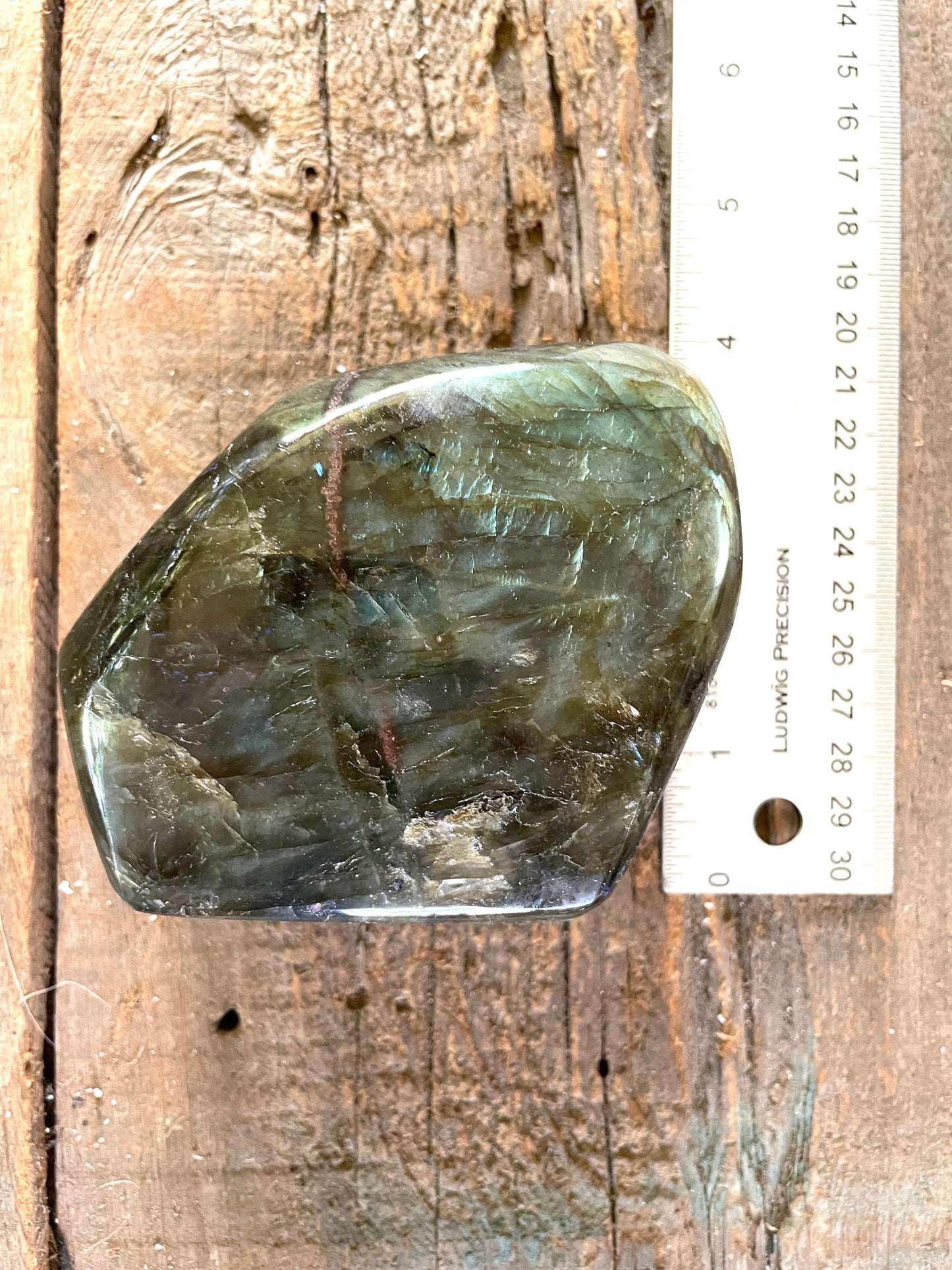 Polished Labradorite Freestanding Display Stone 850g 1lb 14oz Specimen With Great Flash Mineral Crystal