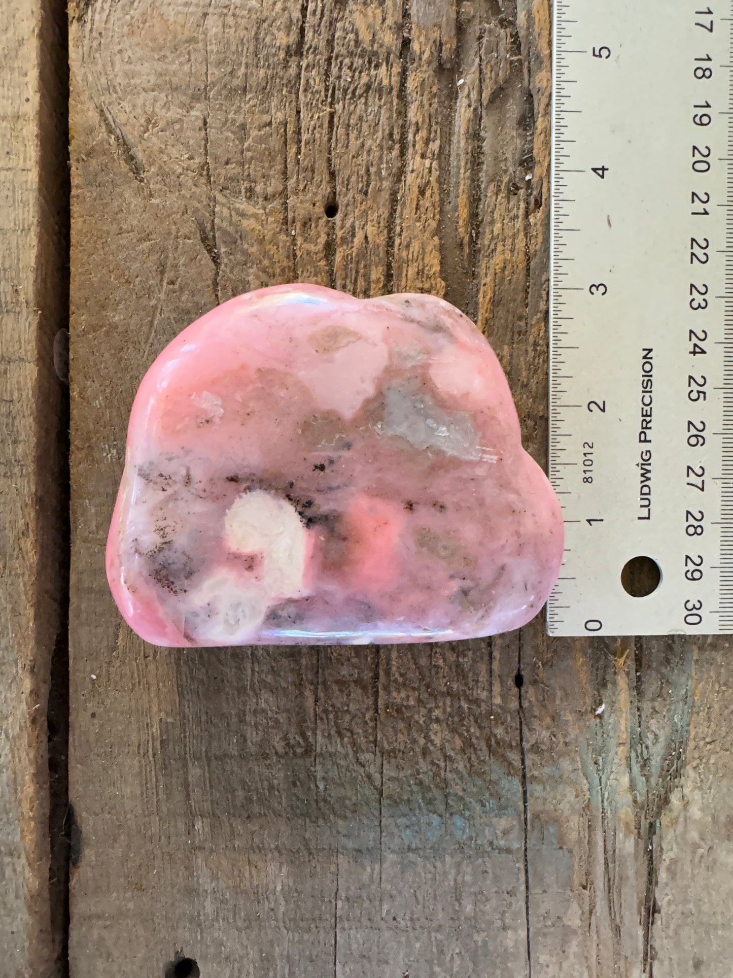 Beautifull Polished Pink Opal Cloud from Ica, Peru Specimen 224g Mineral Crystal