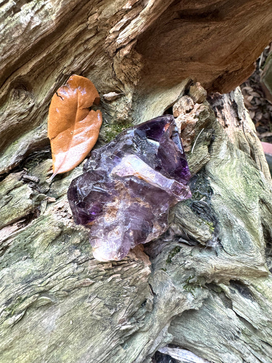 Beautiful Purple Amethyst Point 121g With Scepter from Chiredzi Masvingo Province Zimbabwe