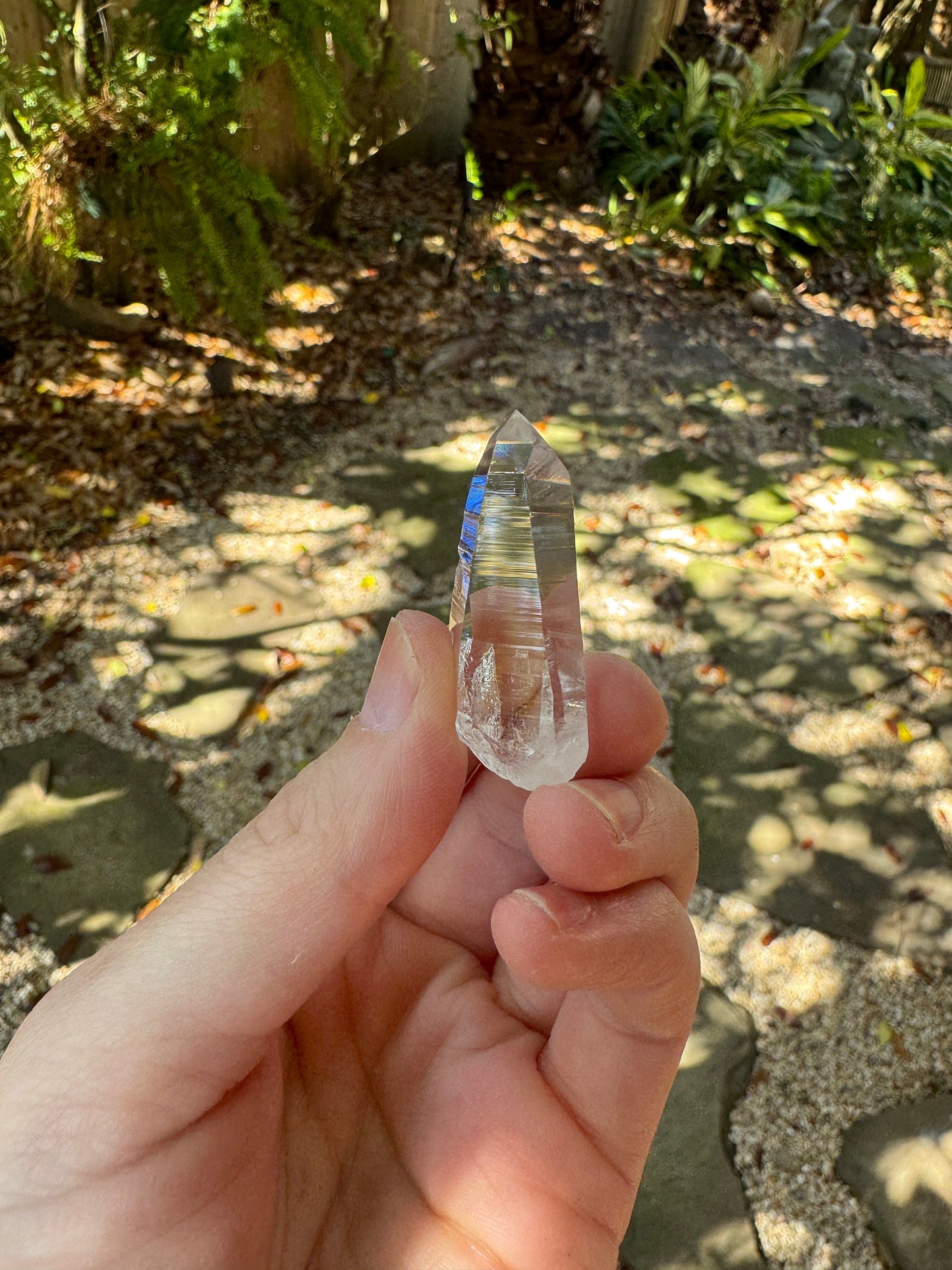 Stunning Columbian Lemurian Optical Quartz Point 31.4g Specimen