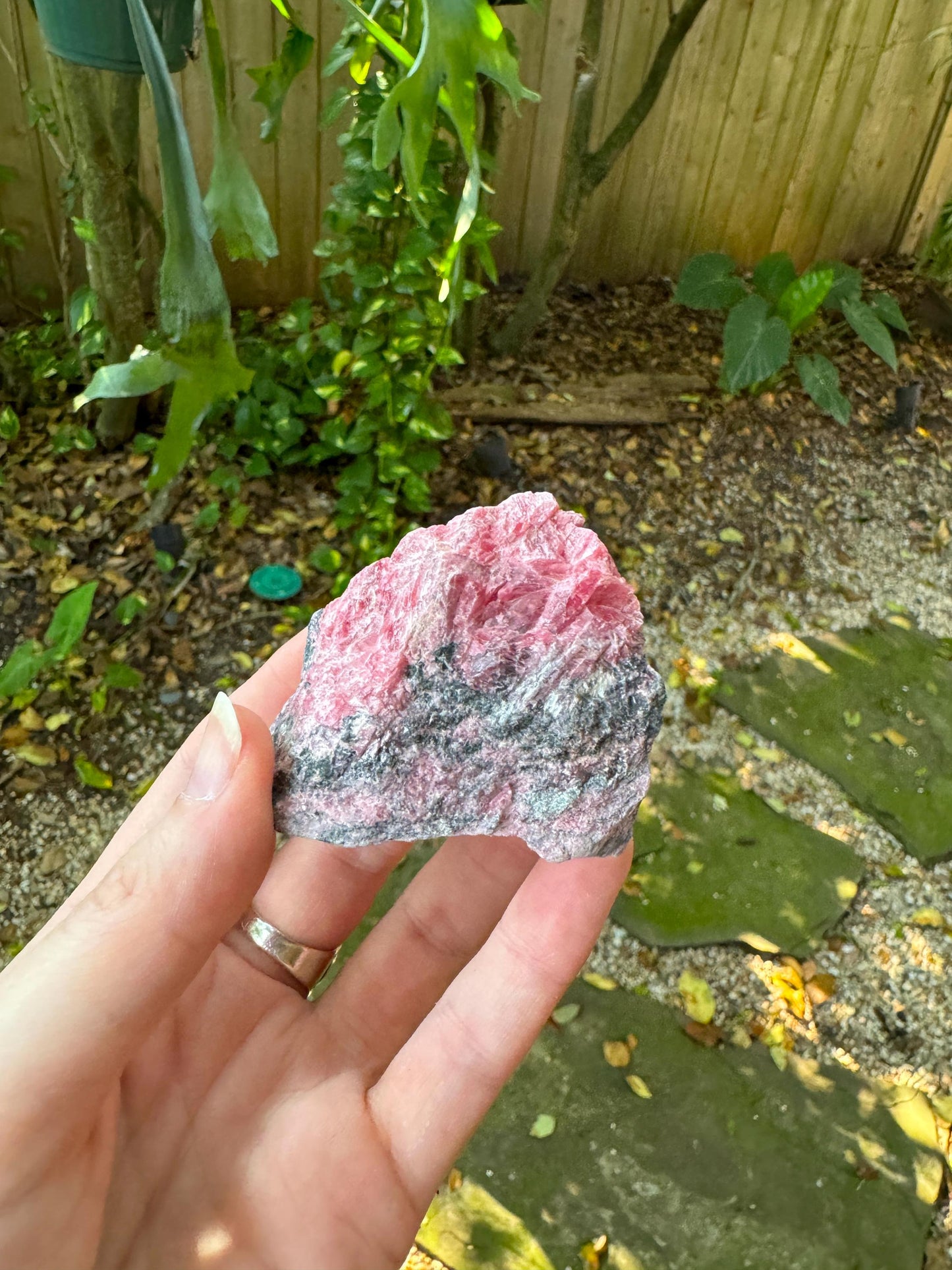 Beautiful Natural Rhodonite Specimen 111.9g From Minas Gerais Brazil