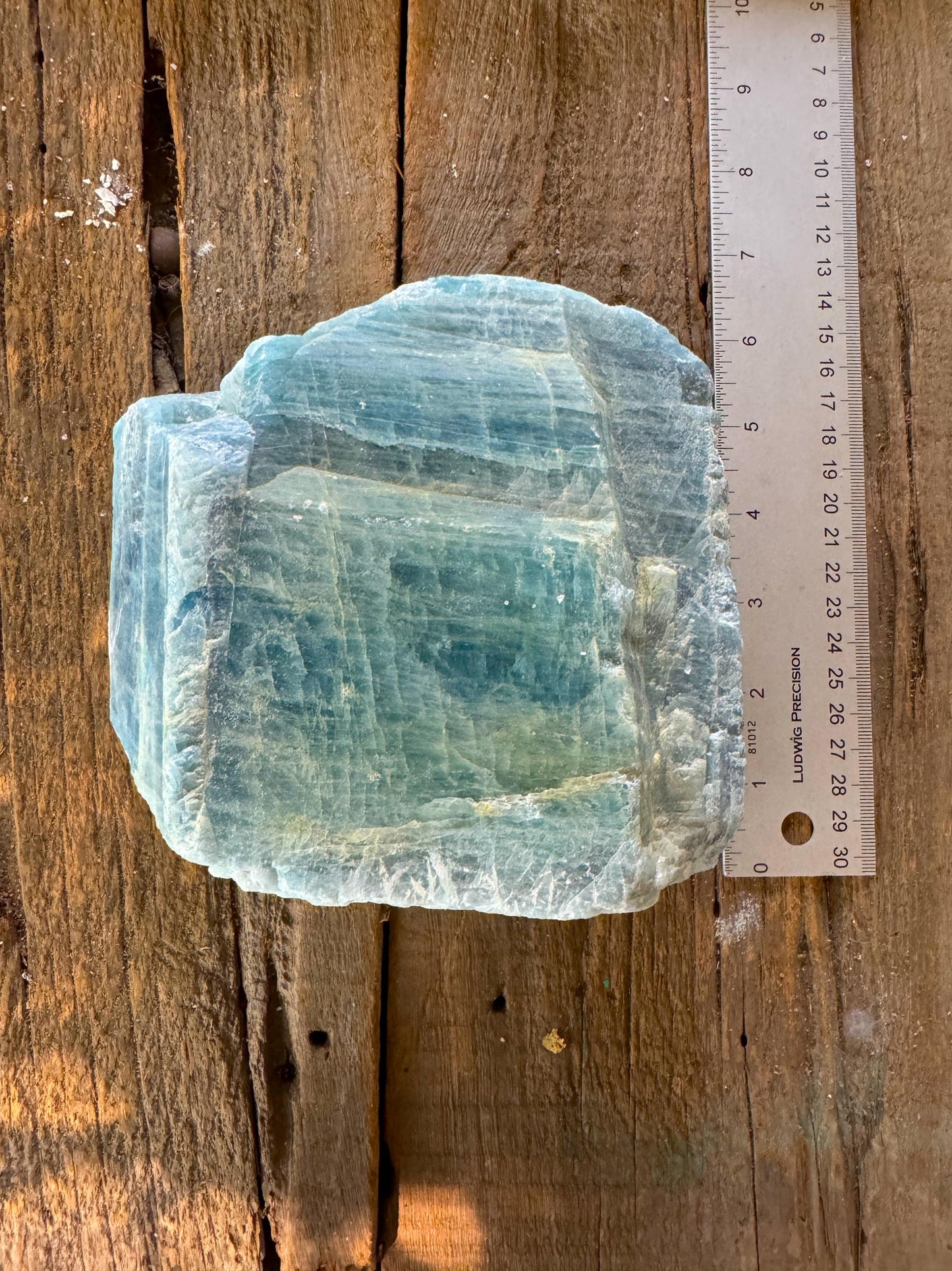 Aquamarine/Beryl Crystal from Minas Gerais Brazil 2.51Kg 5lbs 8.6oz Specimen Mineral Crystal