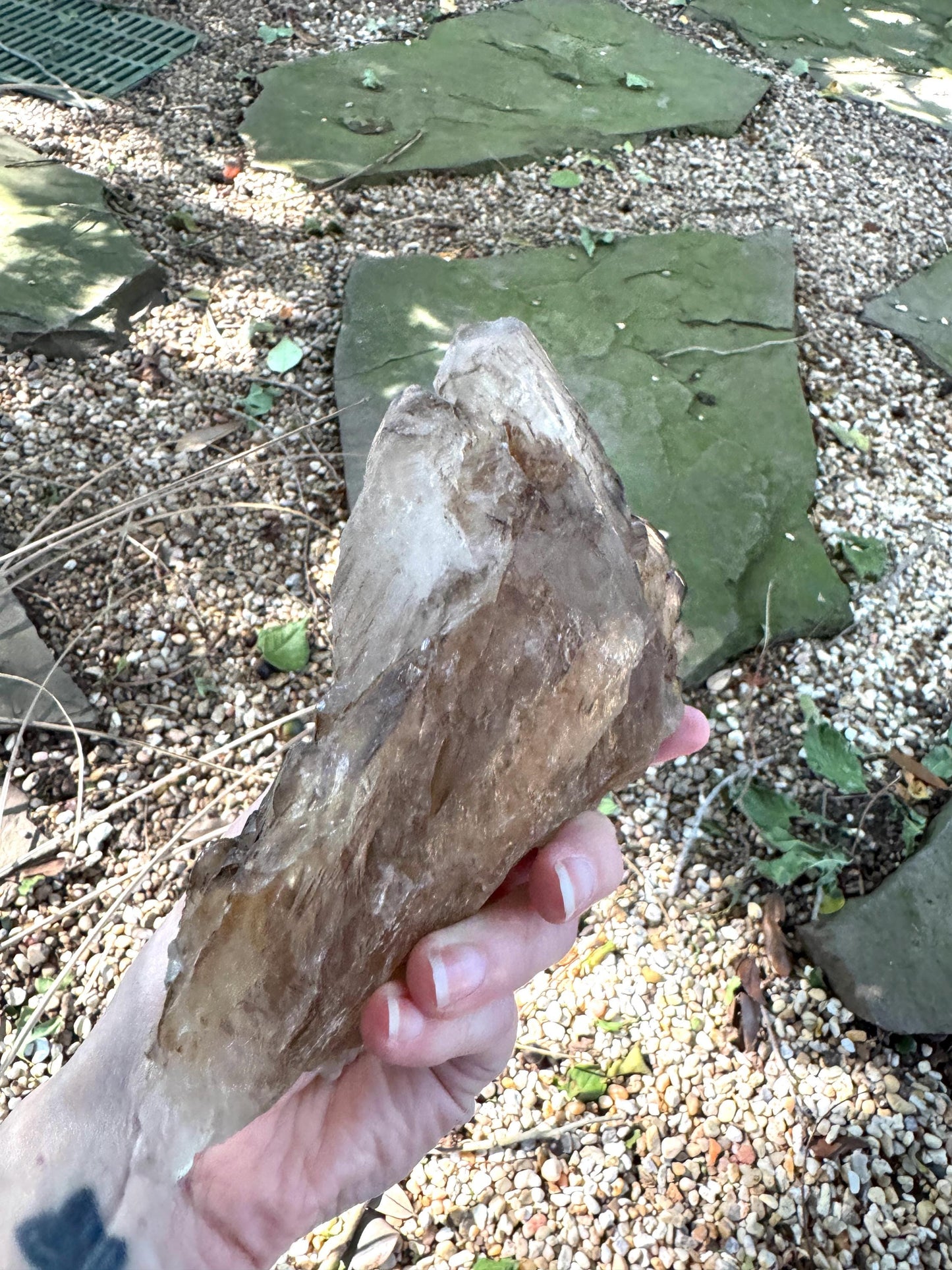 Smokey Elesital Quartz With 892g 1lb 15.5oz from Minas Gerais Brazil