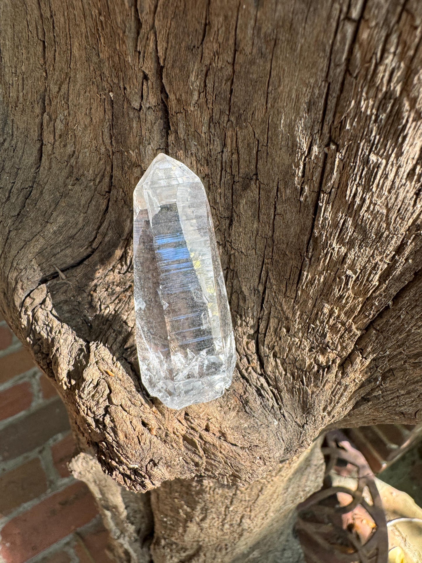 Stunning Columbian Lemurian Optical Quartz Point 32g Specimen
