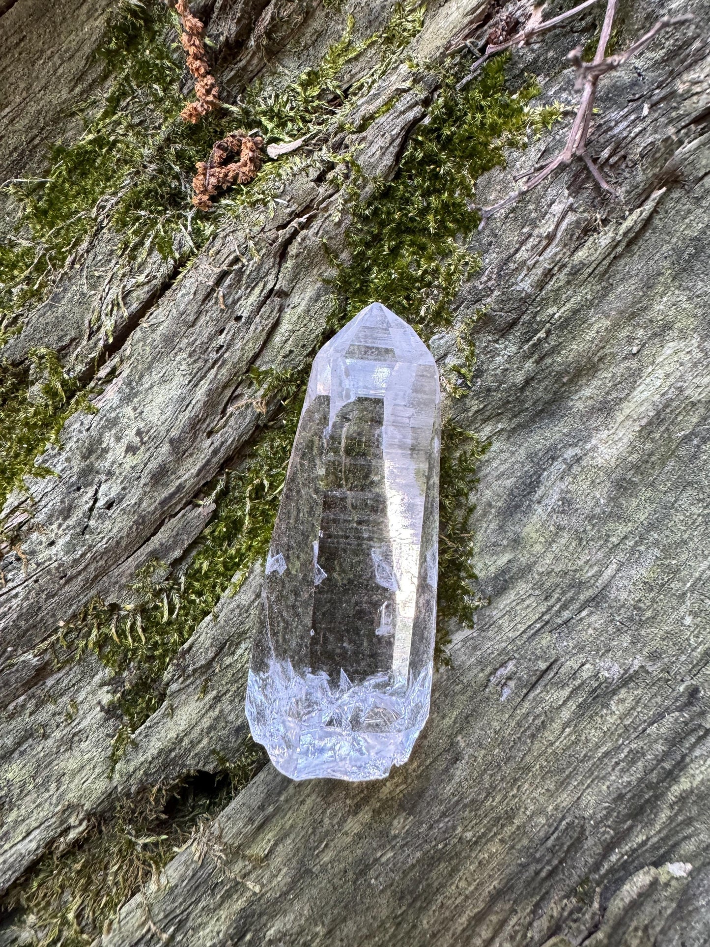 Stunning Columbian Lemurian Optical Quartz Point 32g Specimen