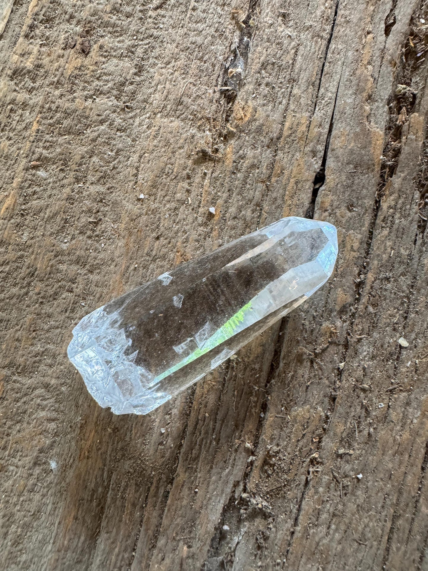 Stunning Columbian Lemurian Optical Quartz Point 32g Specimen