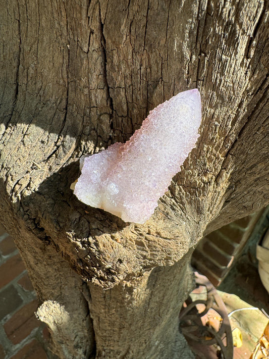 Pale Amethyst Spirit Quartz Cluster with iron and hematite 53.4g Specimen From Mpumalanga South Africa
