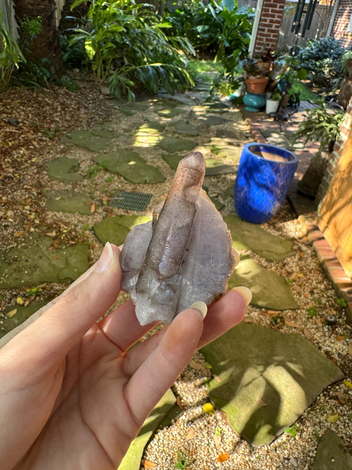 SHANGAAN Amethyst Quart with Specimen 65g with inclusions from Zimbabwe Mineral
