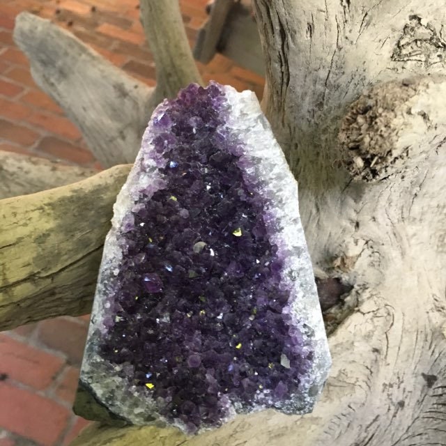 Self Standing Uruguay Amethyst With Calcite 1010g Specimen, Reiki Chakra