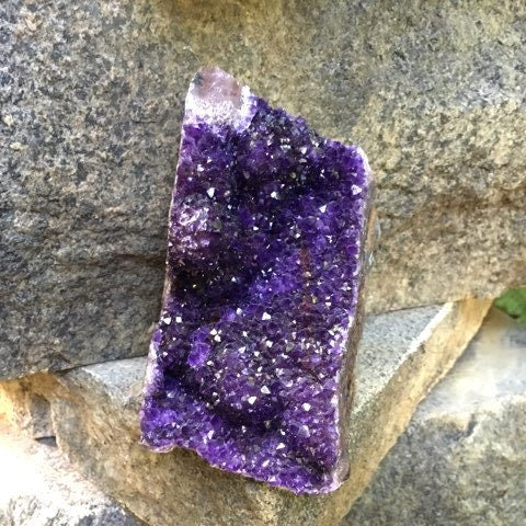 Self Standing Uruguay Amethyst W/Hematite 865g Specimen