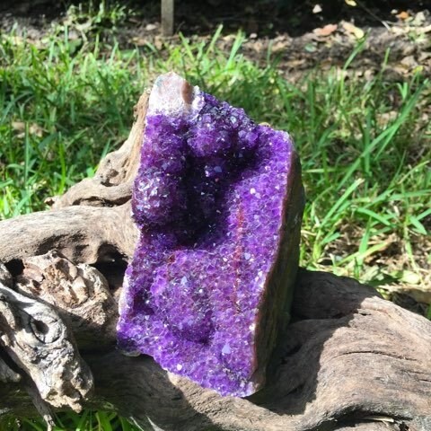 Self Standing Uruguay Amethyst W/Hematite 865g Specimen