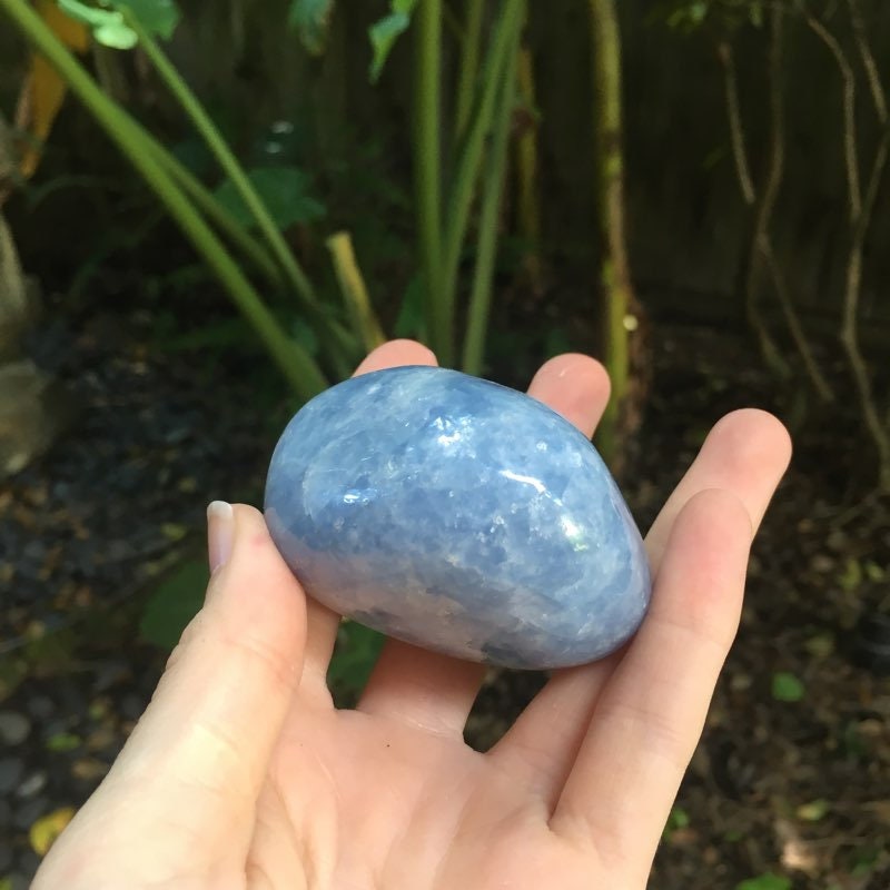 Medium Blue Calcite Palm Stone Gallete Madagascar 187.3g