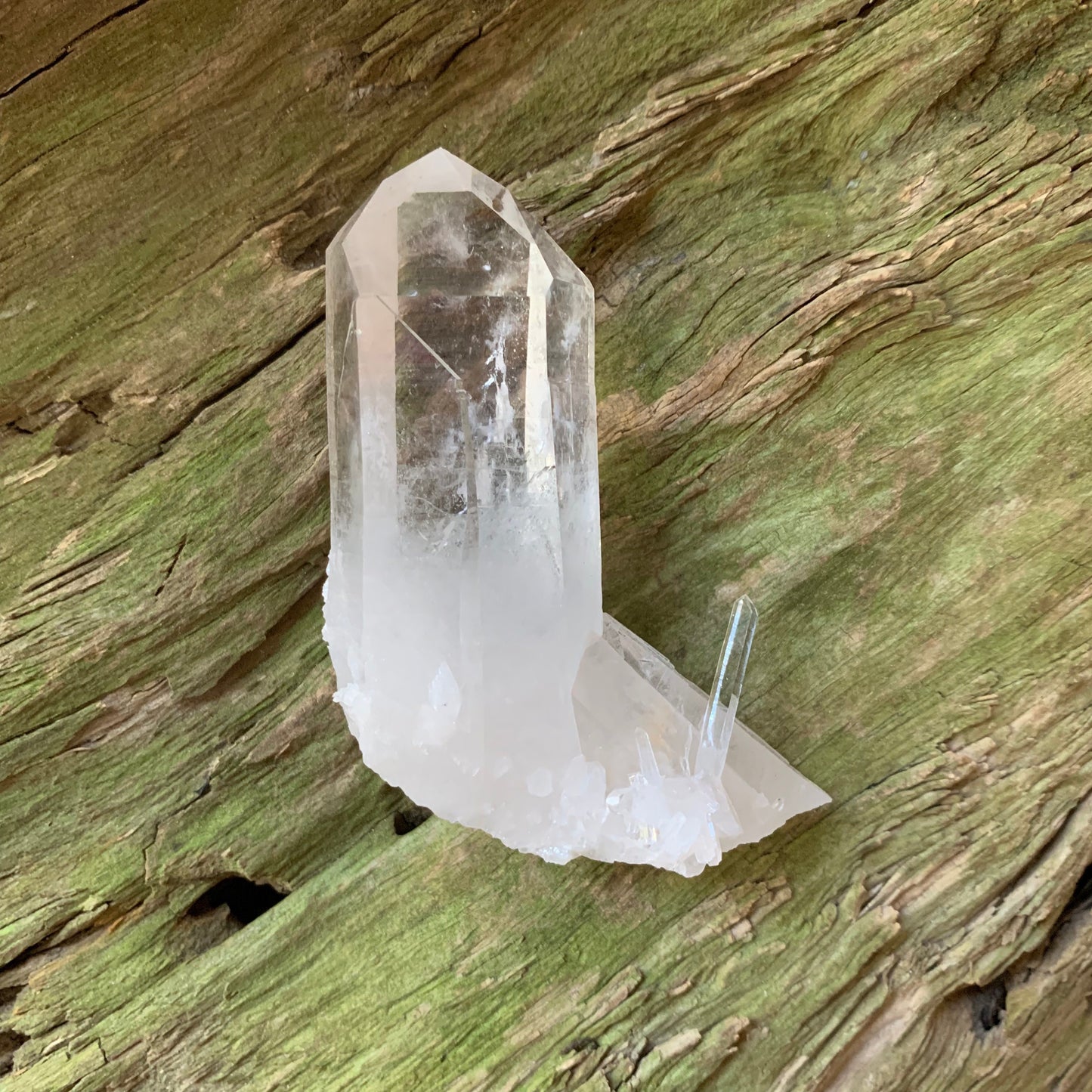 Gorgeous Water Clear Quartz Point From Mount. Ida Montgomery Co, Arkansas 133g Specimen