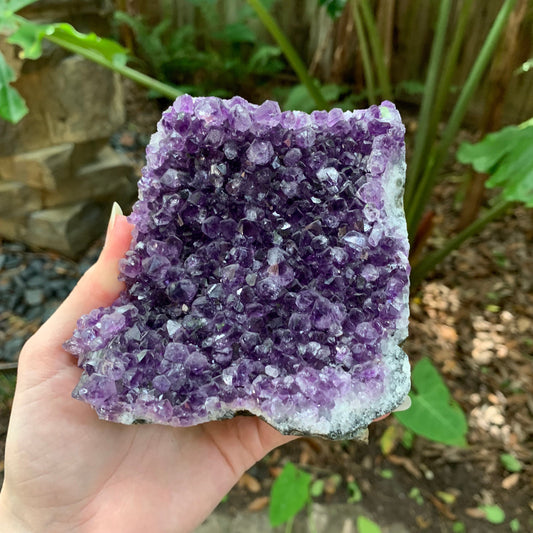 Self Standing Uruguay Amethyst 660g Specimen