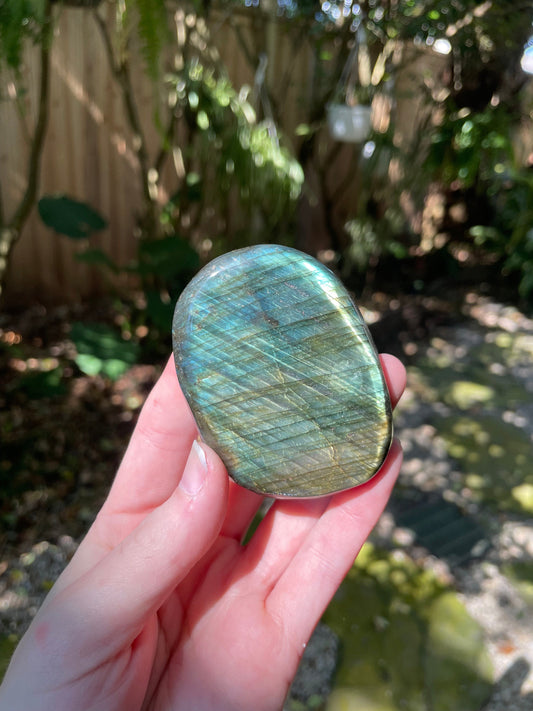 Polished Labradorite Palm Stone Specimen 126.9g Great Flash