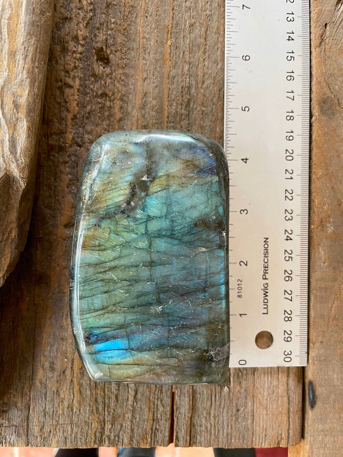 Large Polished Labradorite Freestanding Display Stone 600g 1lb 5.1o From Madagascar Great Flash!