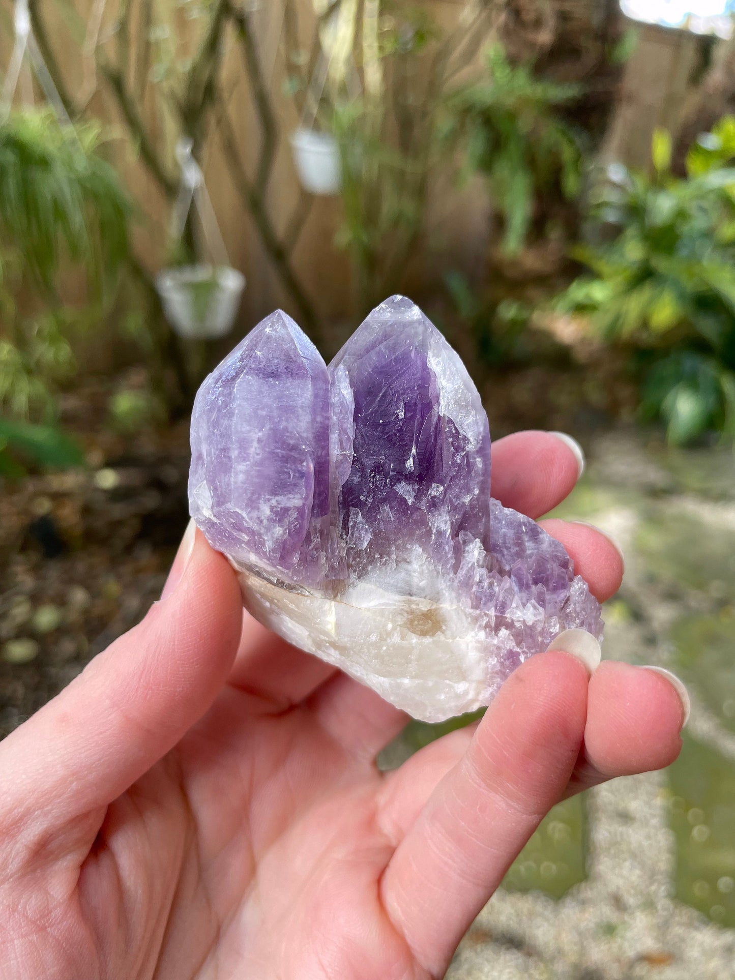 Beautiful Deep Purple Amethyst Cluster 380g from Guerrero Mine, Taxco de Alcarcon Guerrero, Mexico